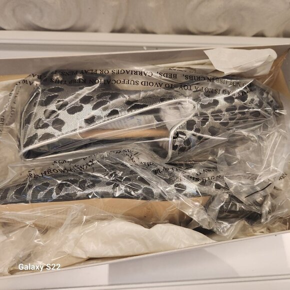 Marc Fisher Studded Slip-On Loafers Abree 3 Silver Multi. NIB. Size 5 - Picture 11 of 11